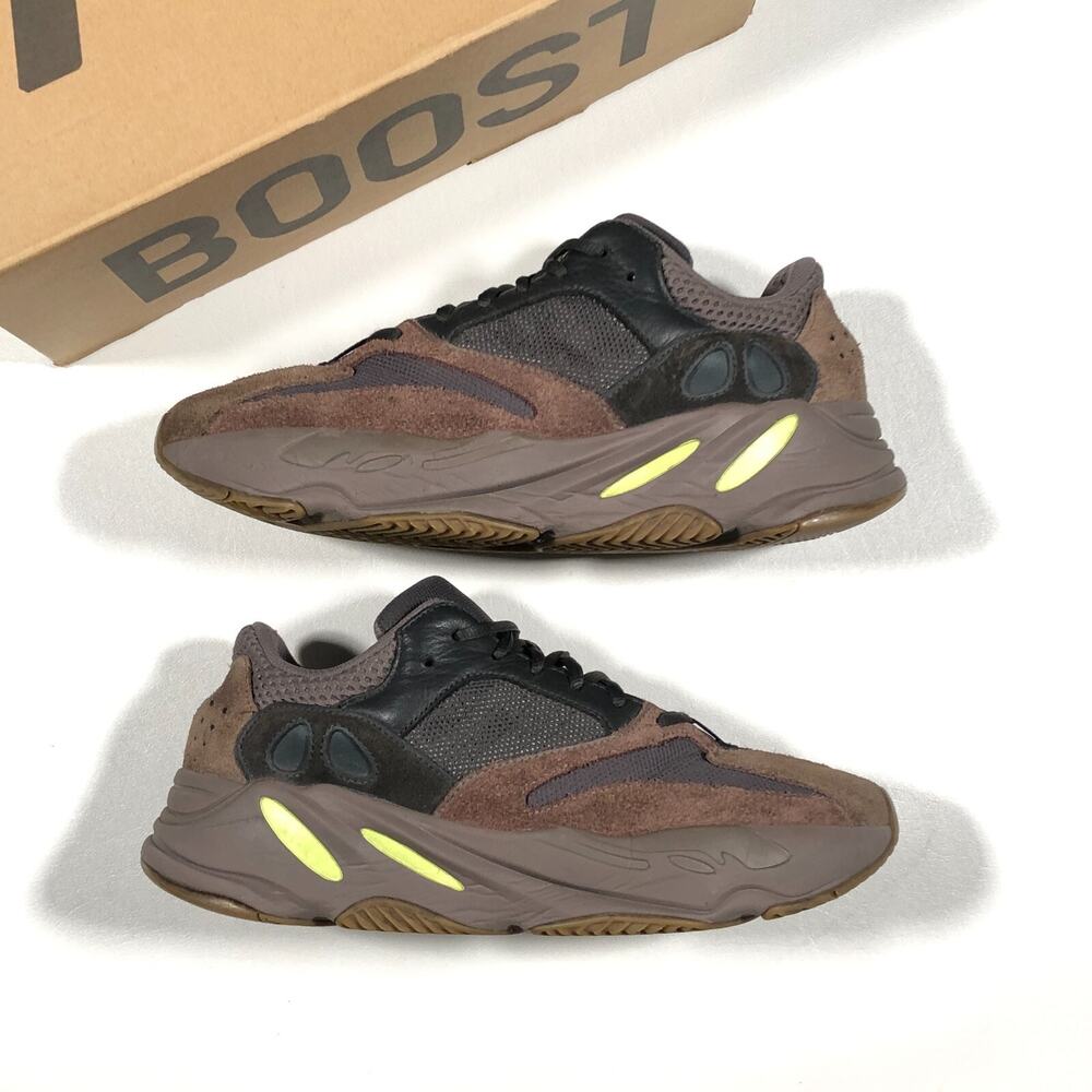 adidas Yeezy Boost 700 Mauve Sneakers Shoes Size 10 Pre Owned With Box S1